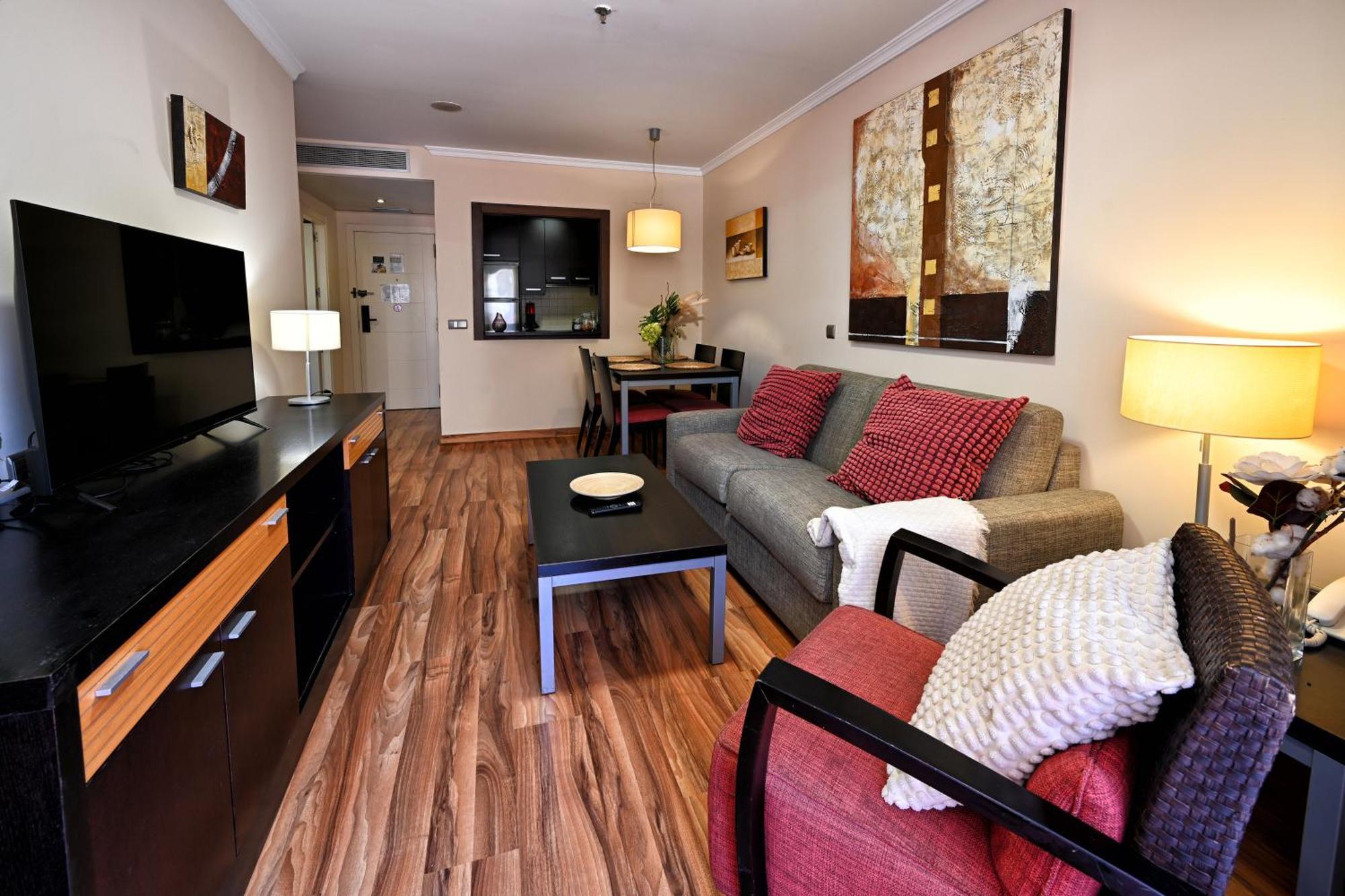 Rent4 Malaga Costa *